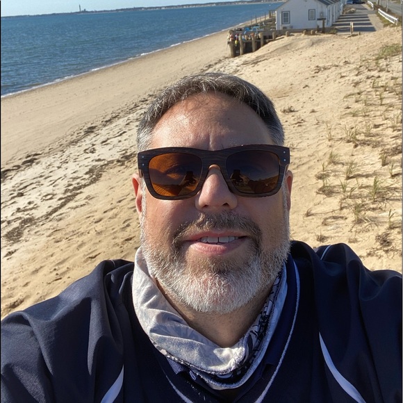 Meet your Posher, Derek - Picture 1 of 1